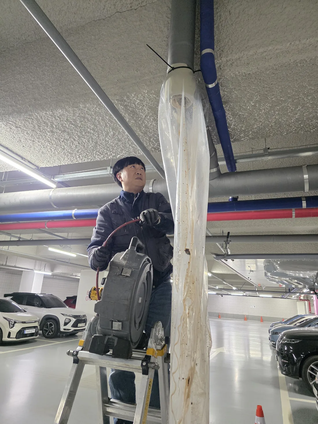 다뚫소 배관 작업 현장